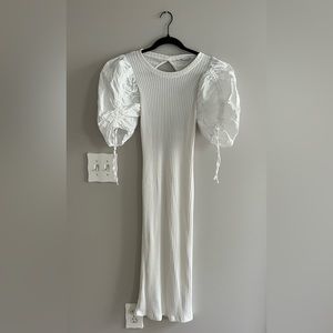 Zara maxi dress with Puff sleeve/cutout back